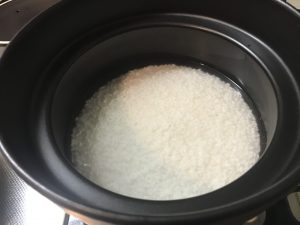 お米を浸す水の量